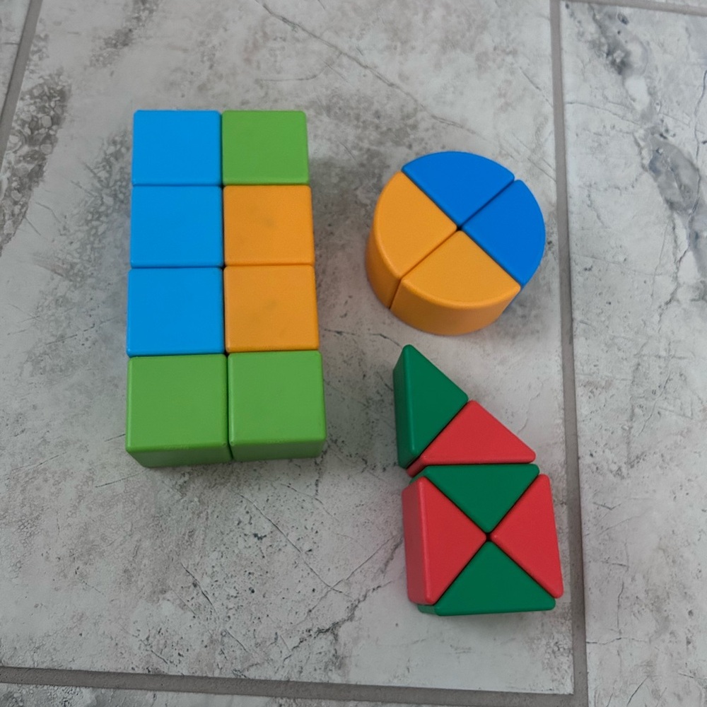 Geomag MagiCube Magnetic Blocks Lot Of 18
Stem
Building
Stacking
Montessori